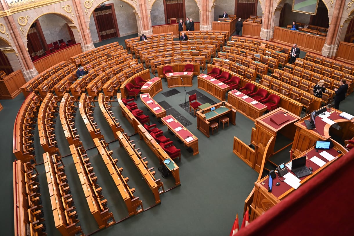 Equilor: Akárki nyeri a választást, gazdasági szigorítással kell kezdenie