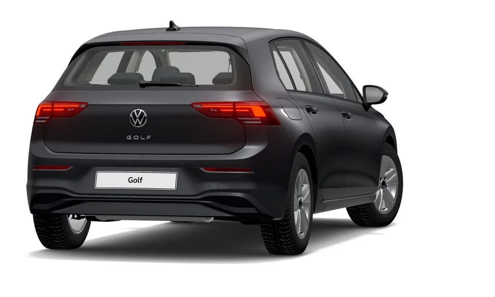 Már 10 millió forint felett a VW Golf hazai alapára
