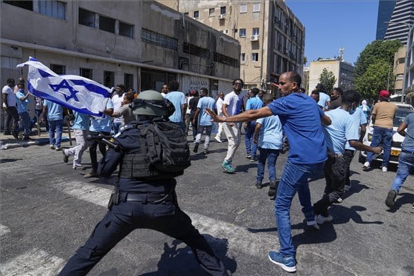 Eritreai menedékkérőkkel csaptak össze a rendőrök Izraelben