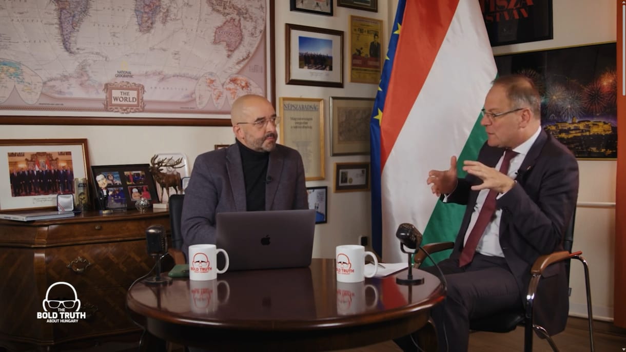 Kovács Zoltán új podcastja az igazságot ígéri, és Navracsics Tibort adja