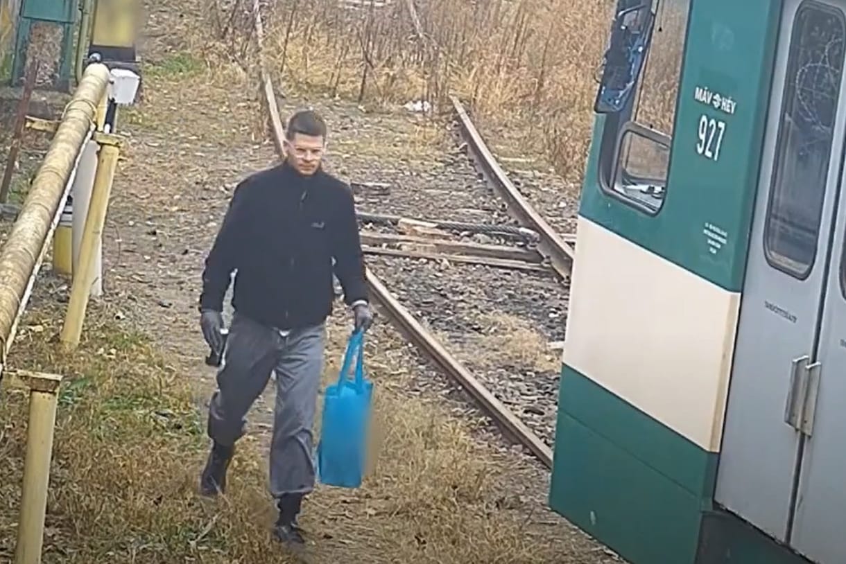 HÉV-eket fújkált össze, keresi a rendőrség – videó