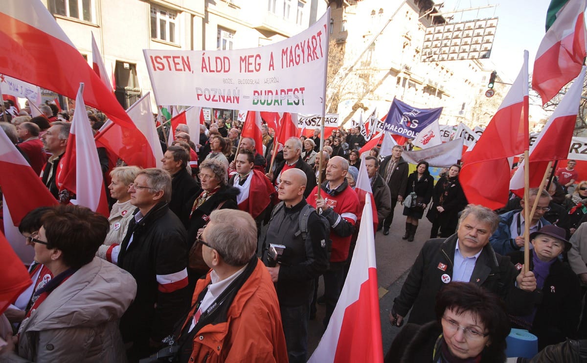 Március 15.: nem számoltak be a tüntető lengyelekről, bojkottot hirdet a Gazeta Polska 