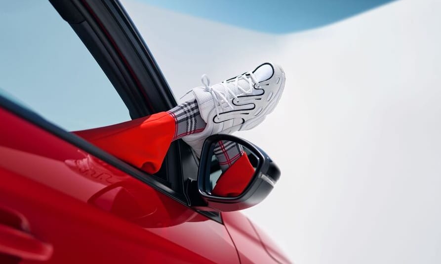 Vissza a 80-as évekbe: stílusosan ünnepli az Opel a Corsa 40. születésnapját