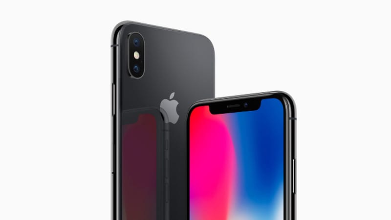 Nem fogy jól az iPhone, és ezért még büntetést is kellene fizetnie az Apple-nek