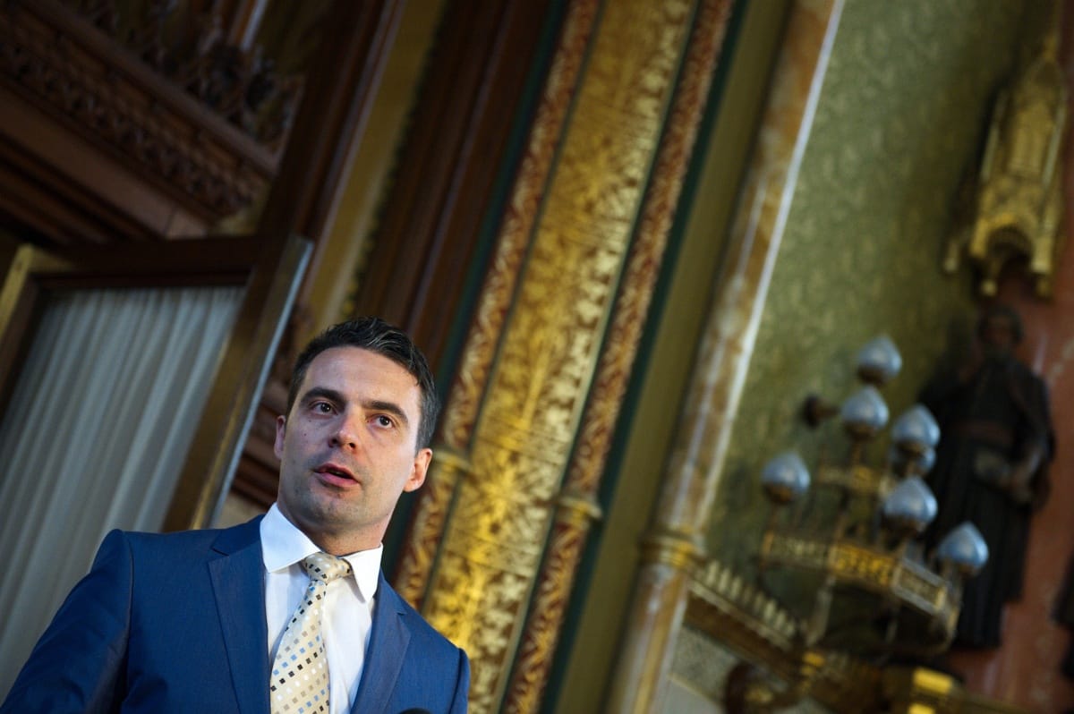 Vona cáfolta, hogy bármi köze lenne a török félkatonai szervezethez