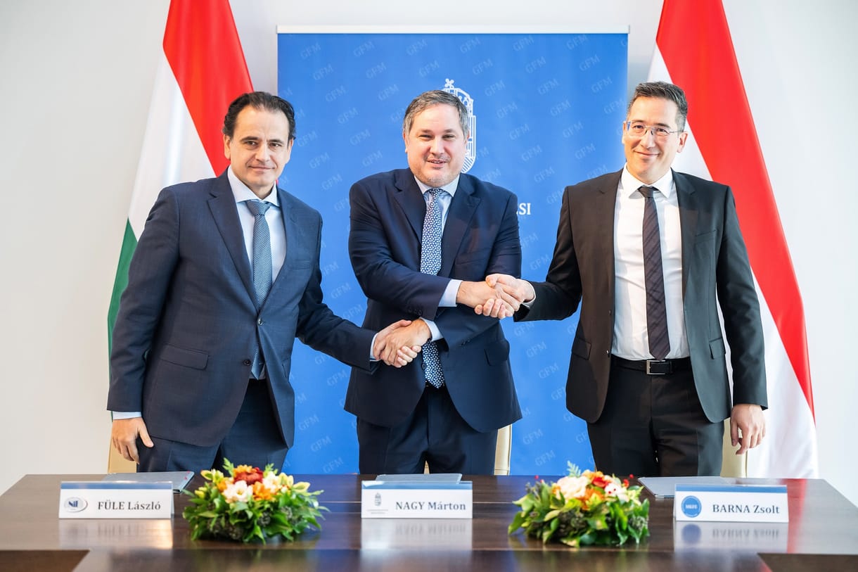 A kormány segédkezet nyújt a fuvarozóknak a saját adóemelése miatt