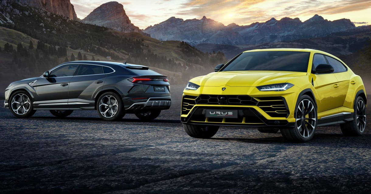 Úgy veszik a 60 milliós Lamborghini SUV-t, mintha kötelező lenne