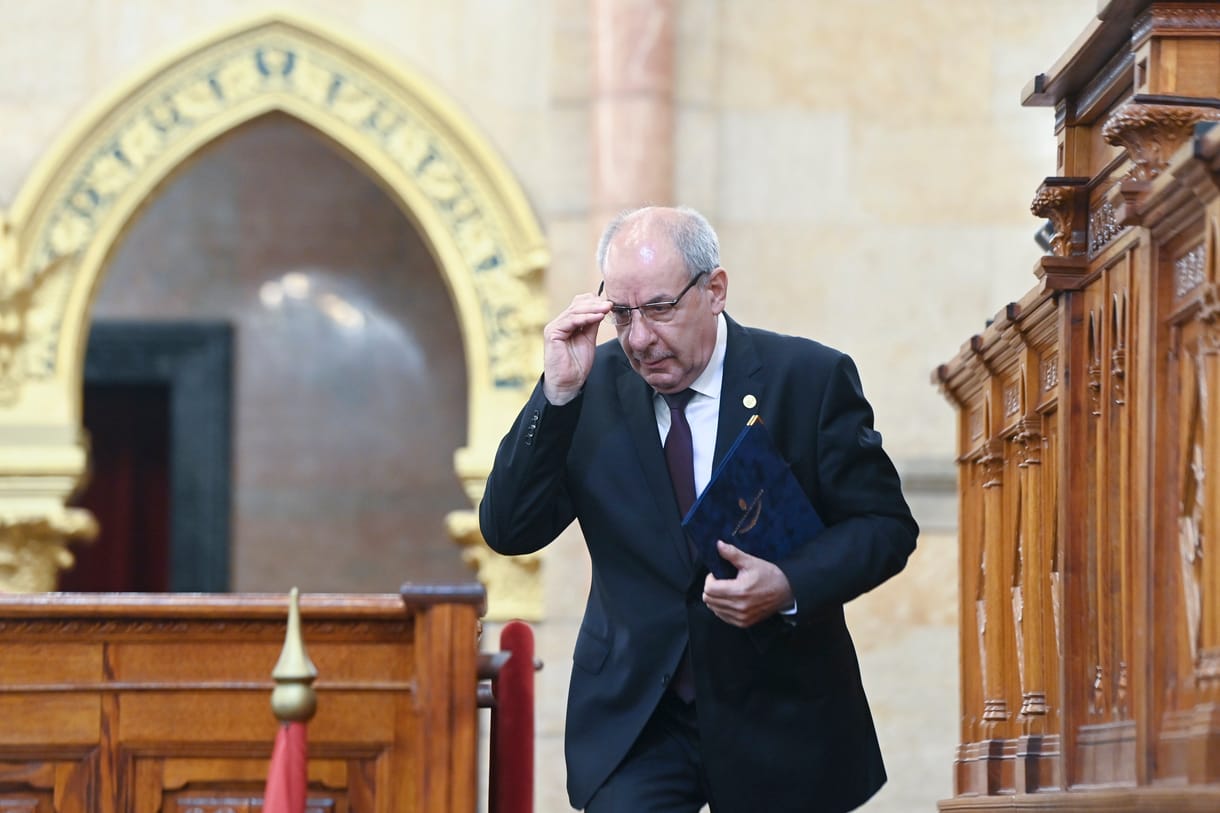 Hétfőn szavaz a parlament Sulyok Tamás köztársasági elnökségéről