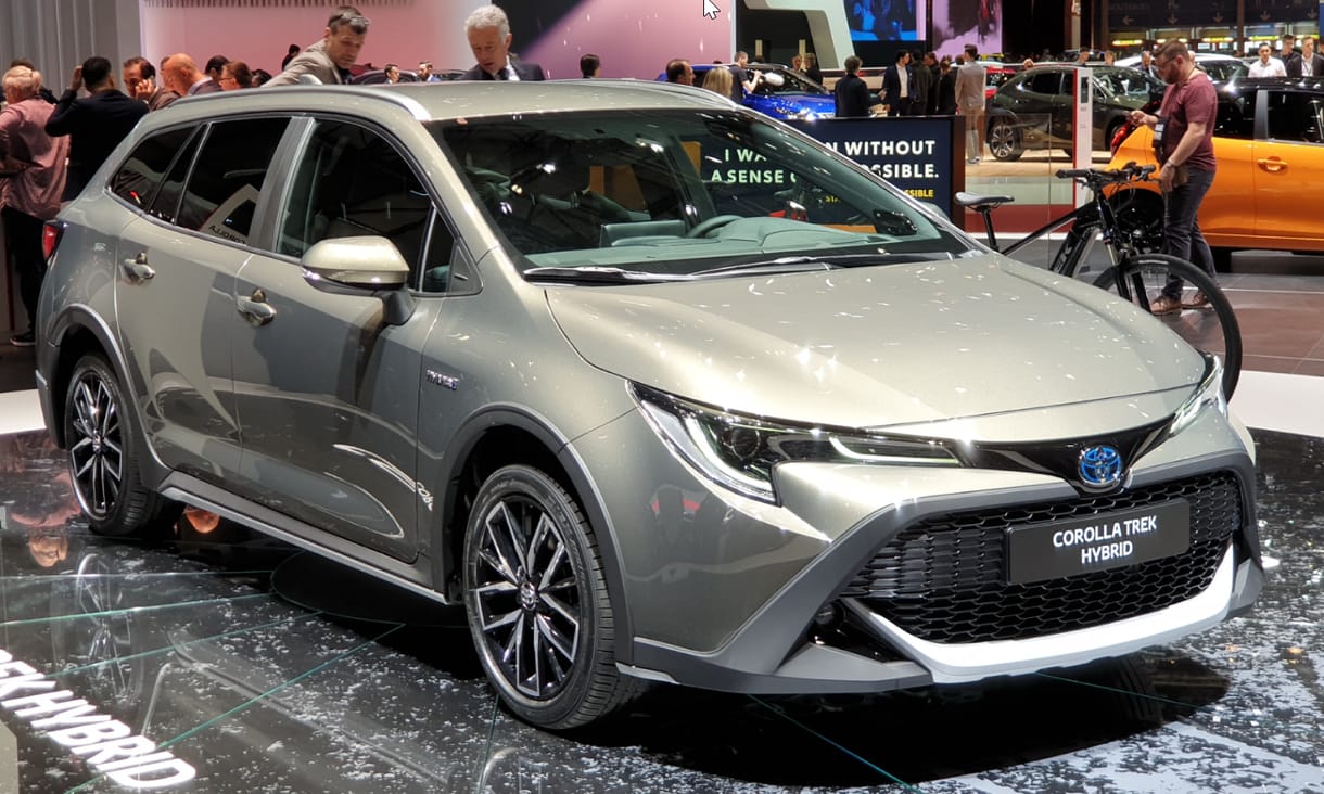 Itt az új Toyota Corolla Trek, megnéztük a enyhe terepre termett újdonságot