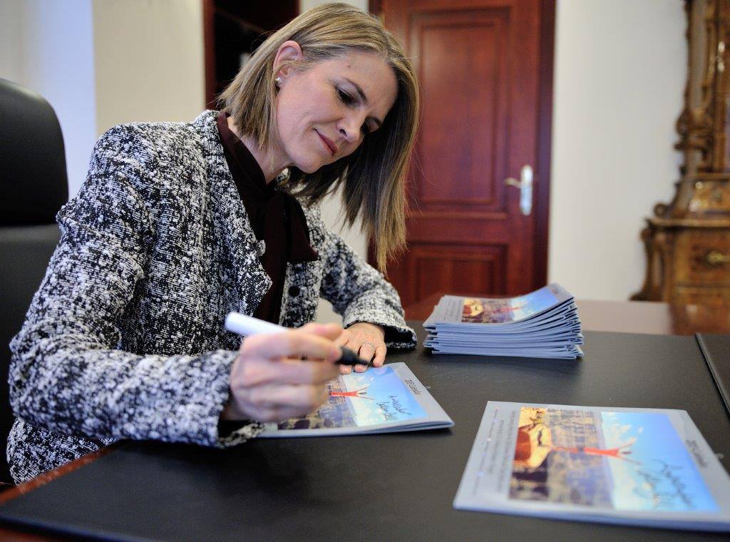 A nemzeti ünnep után találkozik Orbán és Colleen Bell