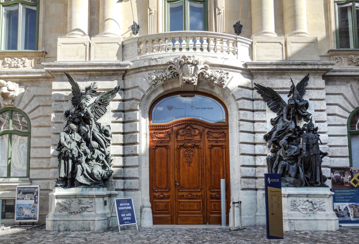 Nem szánnak kormányzati funkciót a Budavári Palotának, múzeum lesz belőle