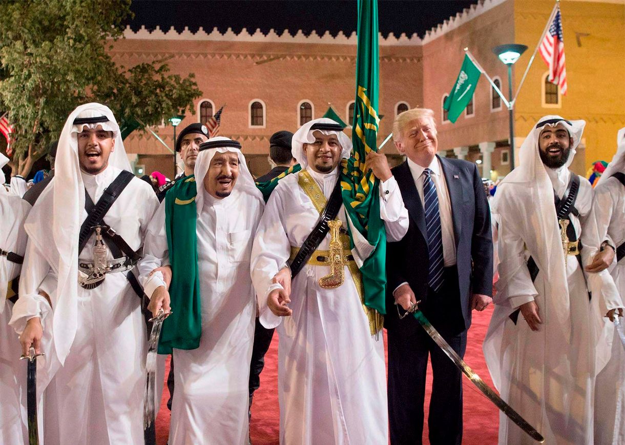 Trump Szaúd-Arábiában a terror ellen szónokol