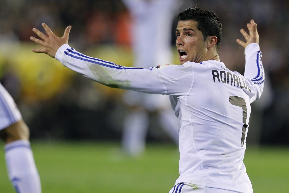 Ronaldo: azért rugdostak, mert gazdag vagyok és szép