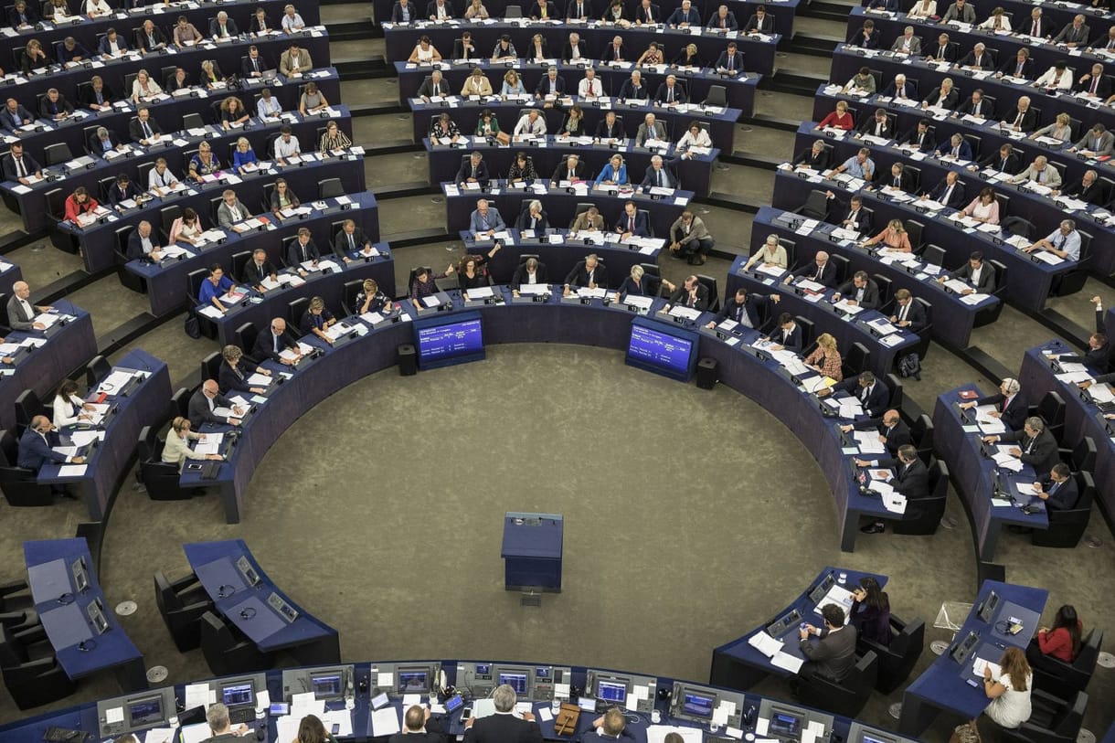 Szigorúbban lépne fel a cigányellenességgel szemben az Európai Parlament