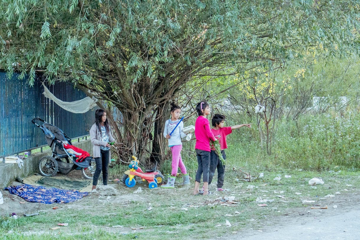 Szerb kórházakig verik vissza a menekülteket a magyar egyenruhások