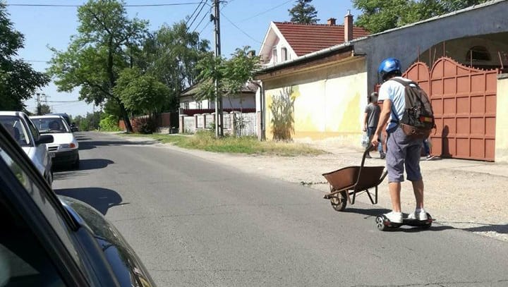 Az NGM szerint azért zuhan a magyar gazdaság, mert Ukrajnának adja a pénzt az EU