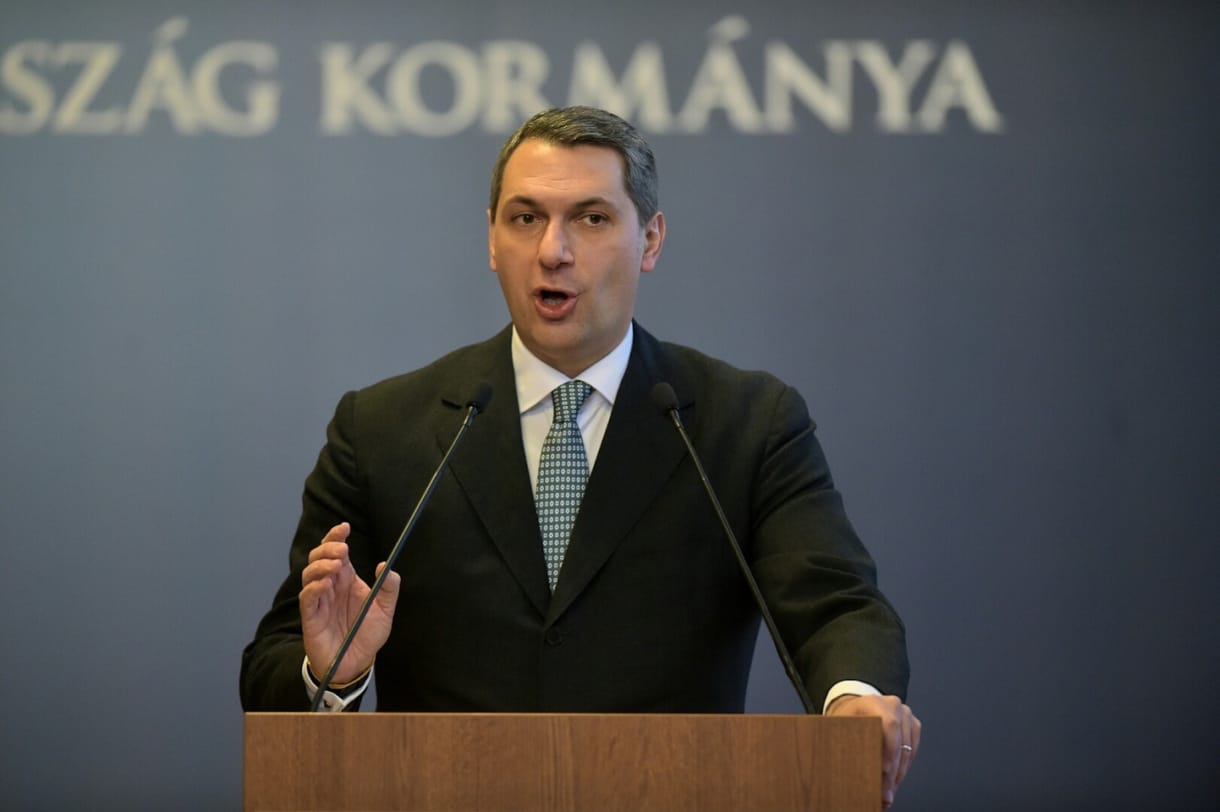 A közt szolgáljuk: Ilyen lenne a Kormányinfó, ha nem maradt volna el