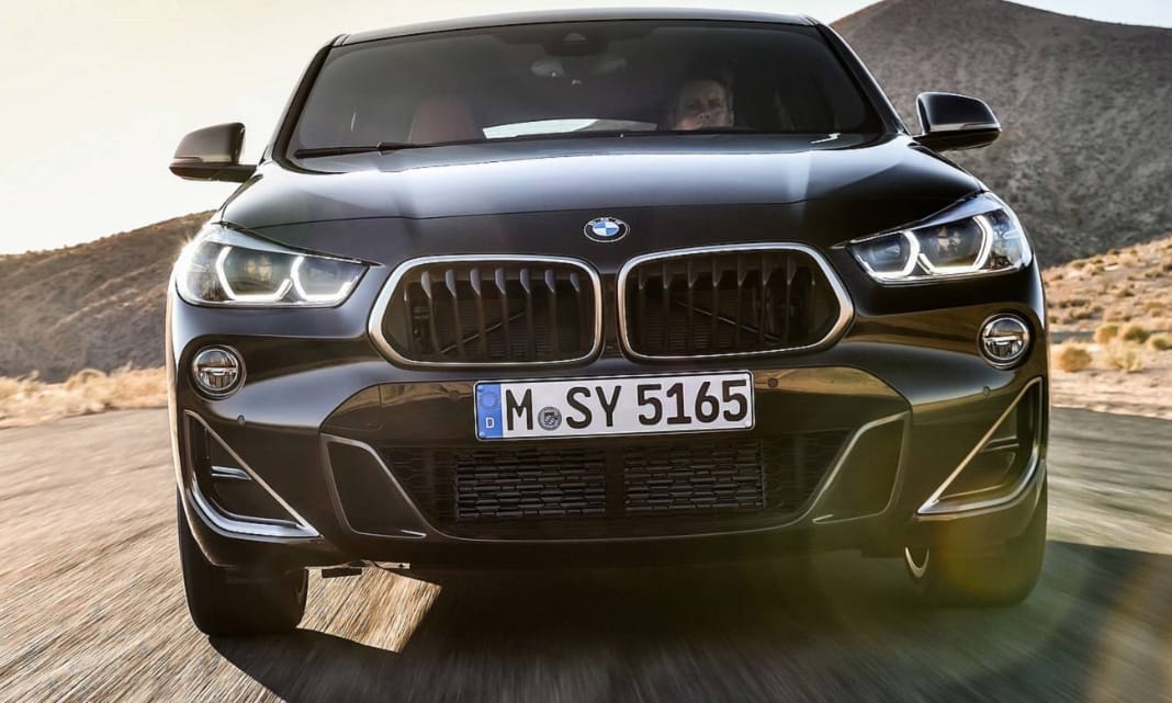 Erősen divatos: 306 lóerővel támad az új BMW X2 M35i