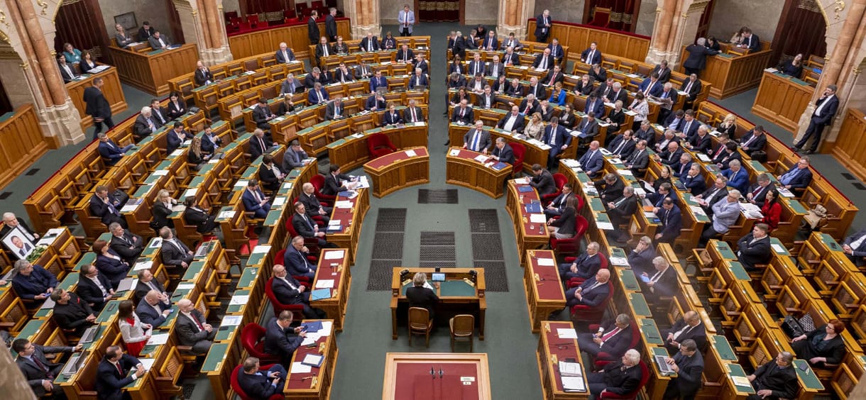 Megjelent a parlament honlapján a svéd NATO-csatlakozás zárószavazása