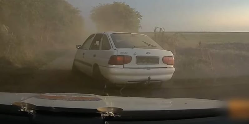 Három defekt vetett véget egy autós üldözésnek Emődön – videó