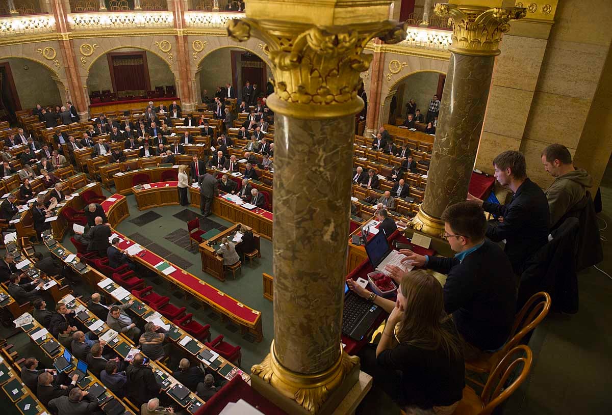Helyesli Orbánék javaslatát az MSZP 