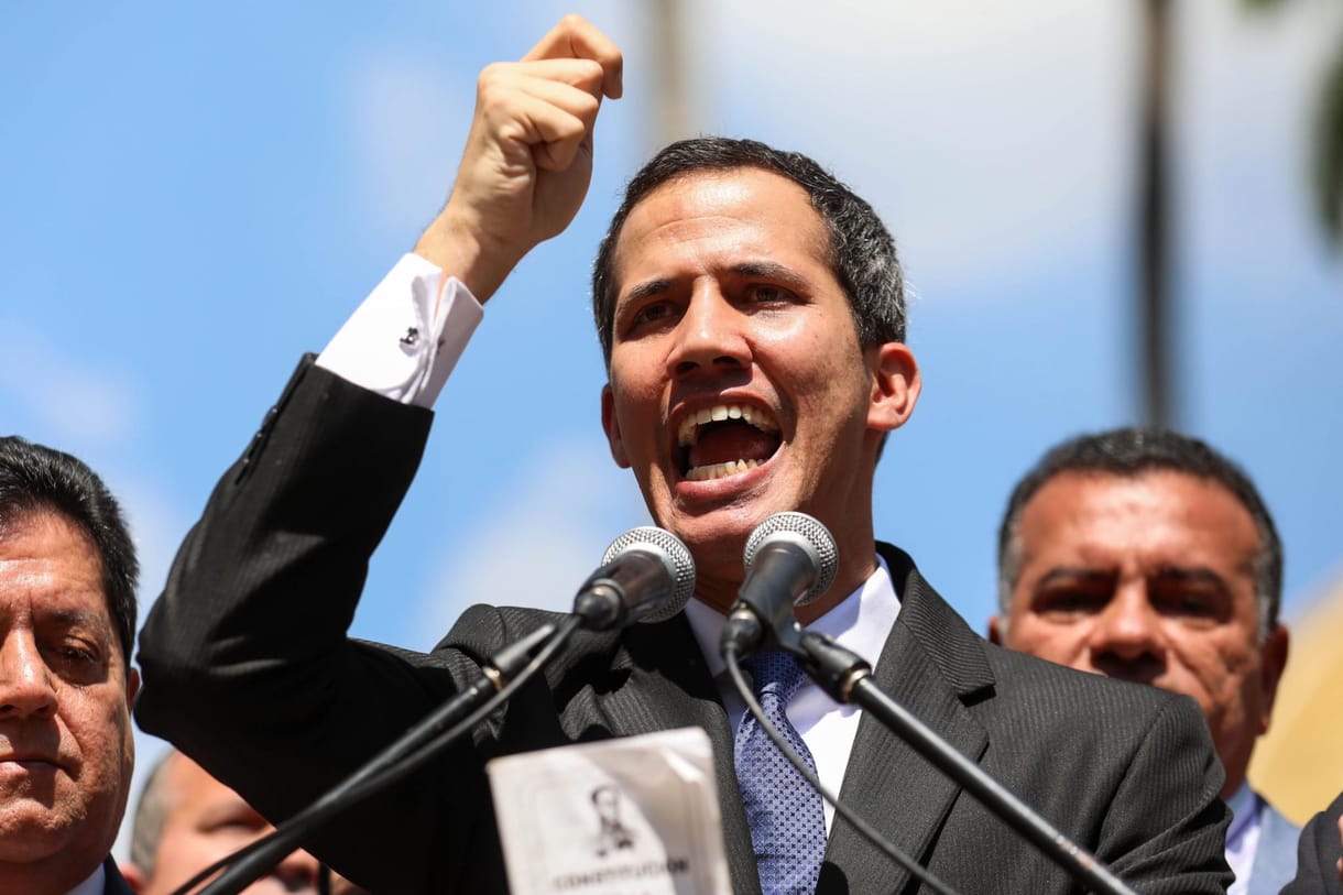 Az Európai Parlament is elfogadta Guaidót Venezuela ideiglenes elnökeként