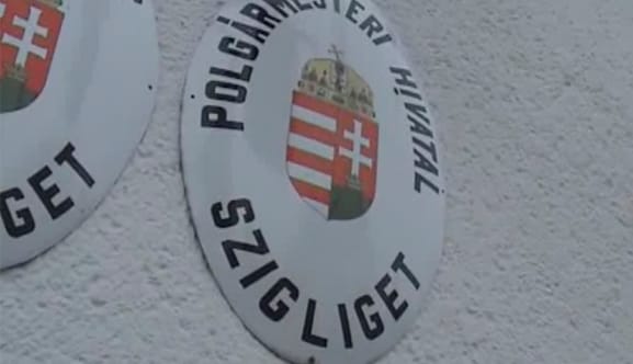 Titokzatos építmény Mesterházy Ernő nyaralója alatt - videó