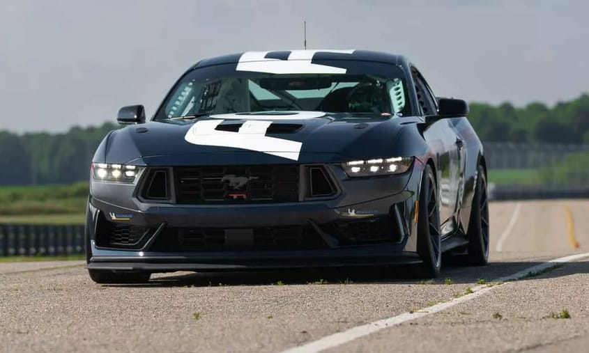 Dark Horse R: itt az új Ford Mustang még jobban kihegyezett verziója