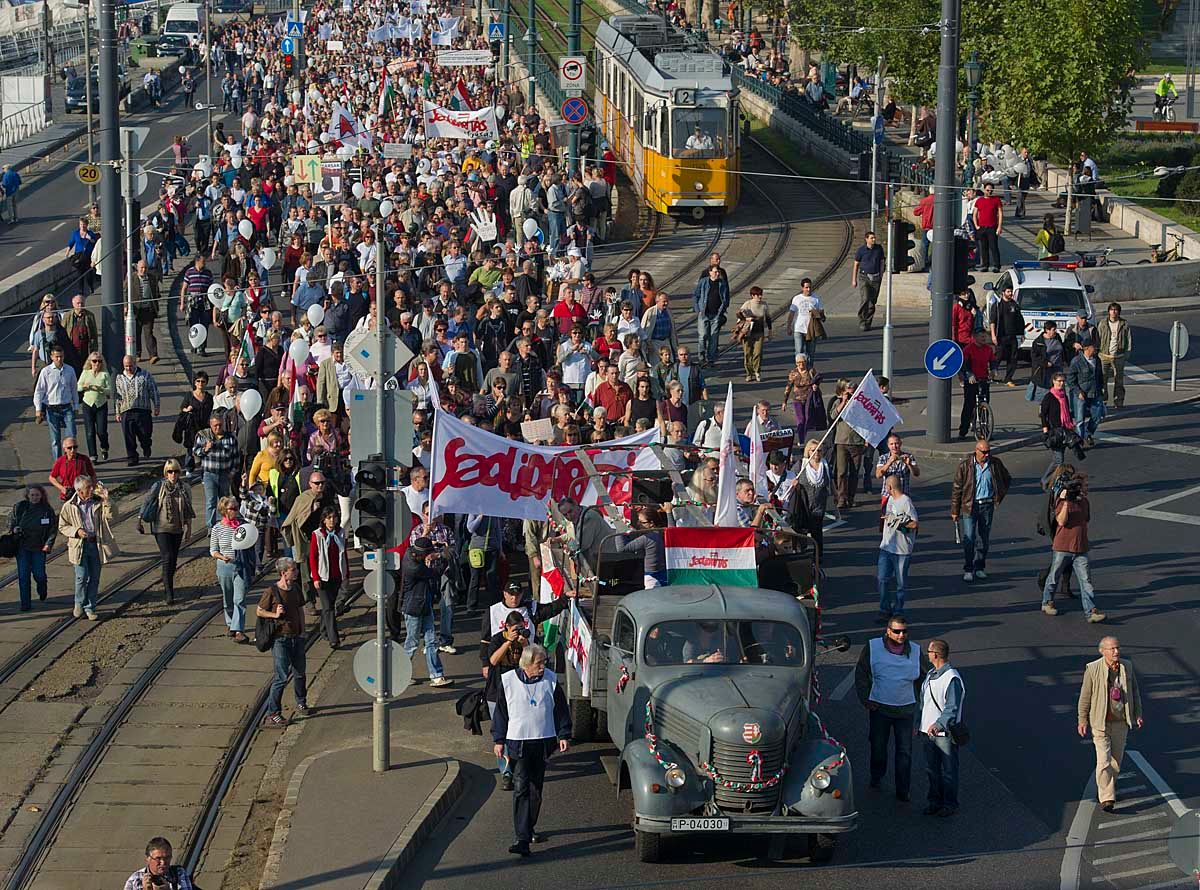 TGM: Nagyon szépen kérlek, Viktor, menj el!