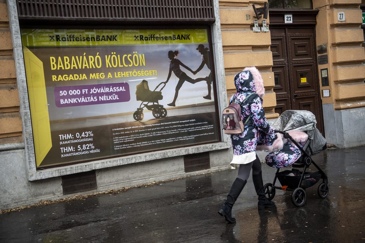Nagyon nem mindegy, melyik banktól igényeljük a Babavárót