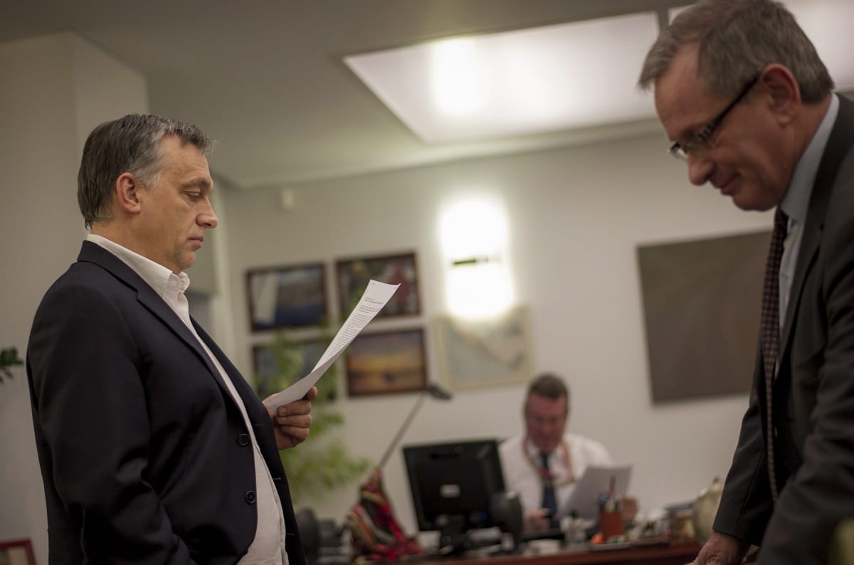 Kisebb állam? Kétszer többen dolgoznak a minisztériumokban