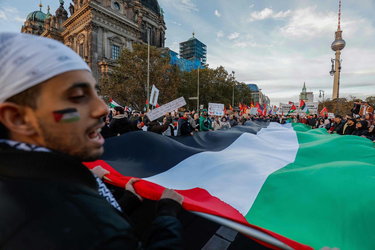 Németországban és Franciaországban is felizzította az antiszemitizmust Izrael és a Hamász háborúja