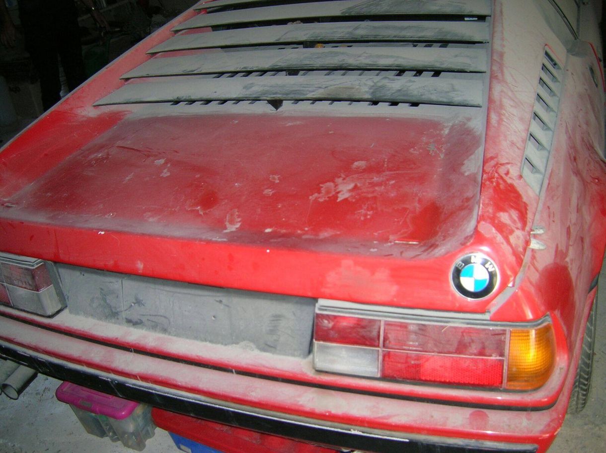34 évig porosodott a garázsban az egyik legszebb BMW