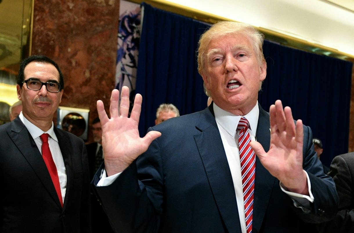 Trump: Fake news, hogy Amerika a szoptatás ellen van