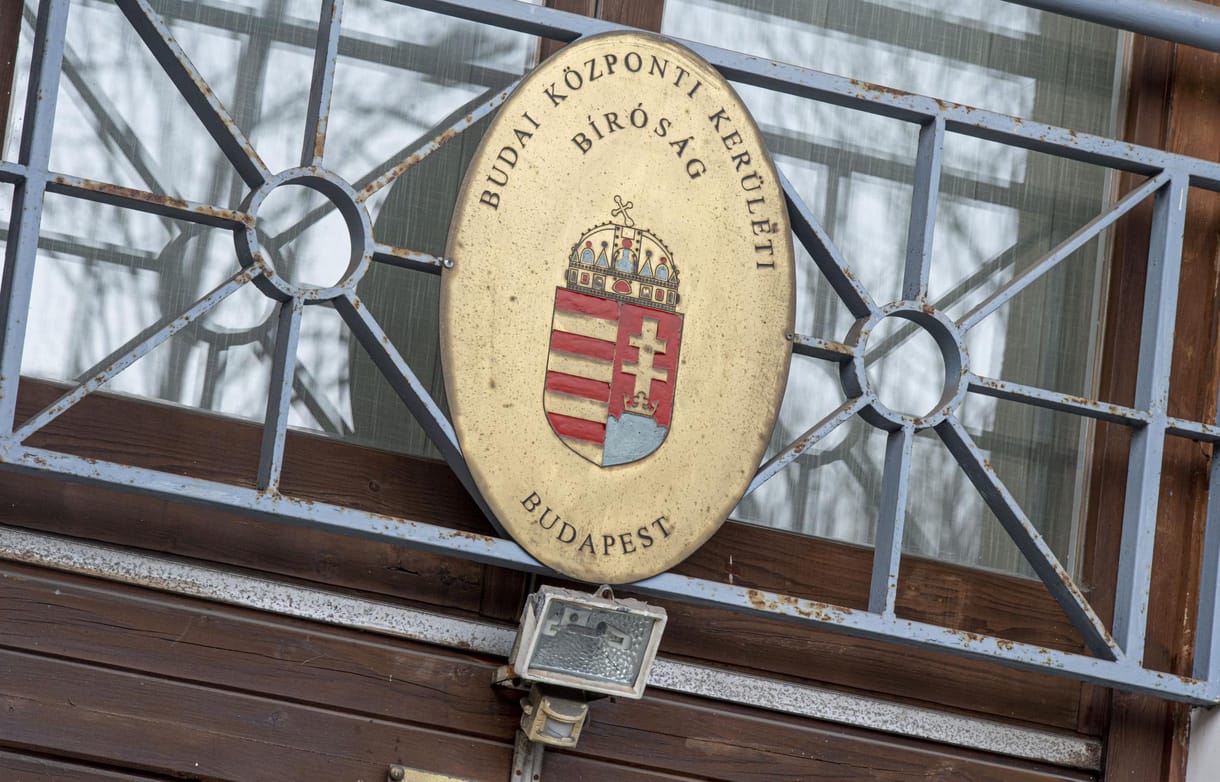 Százmilliós csalás miatt indult nyomozás a bíró ellen, de még két évig ítélkezhetett