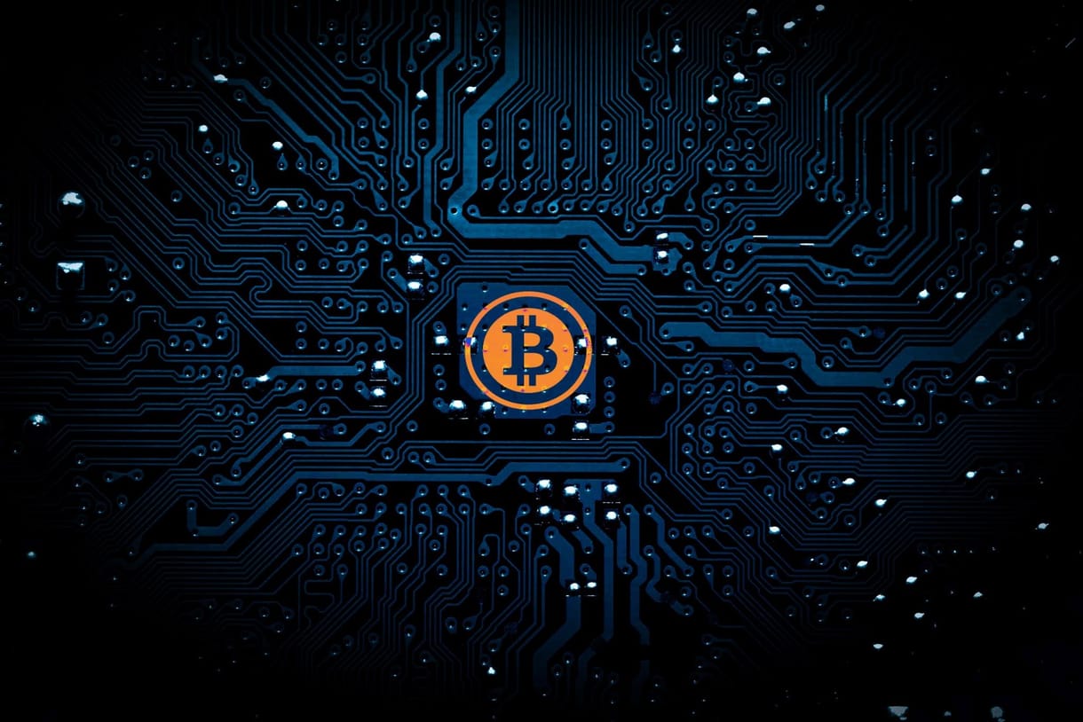 Beszáll a Bitcoin-bizniszbe a Samsung, már készül a pénzcsináláshoz használható chip