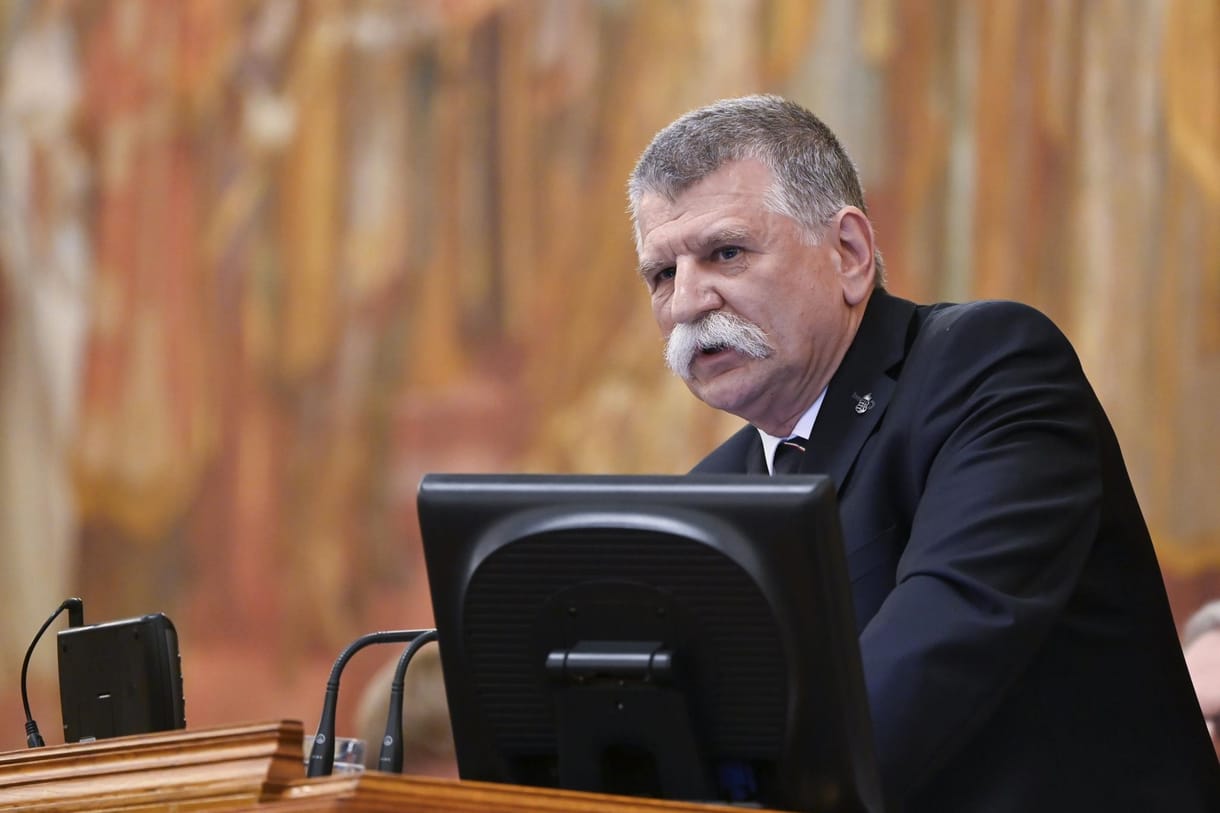 Kövér László még mindig nem engedi letenni Hadházy Ákosnak a képviselői esküt