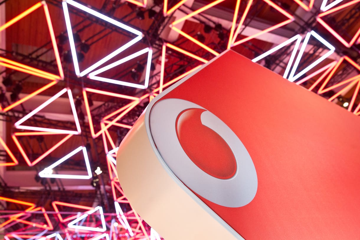 Erre most nagyon figyeljen: a Vodafone nevében próbálják ellopni a pénzét, mutatjuk, mi a csalók módszere