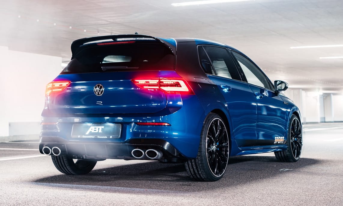 384 lóerős lett az új VW Golf R
