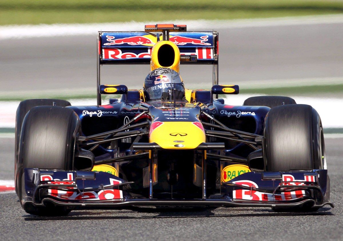 Spanyol Nagydíj: Vettel nyerte a szombati szabadedzést