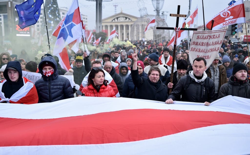 Vlagyimir Putyin ellen tüntettek Európa utolsó, Moszkva-barát diktatúrájában