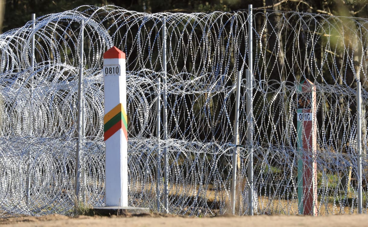 Egy harcoló orosz neonáci csoport Nato-tagállamok határairól gyűjt információt