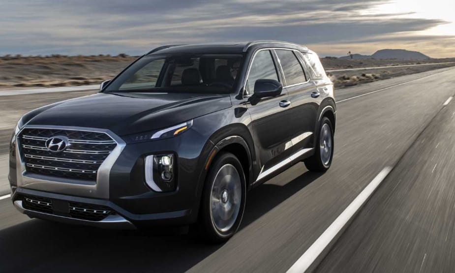 8 üléssel támad a Hyundai gigantikus új divatterepjárója, félhet az Audi Q7?