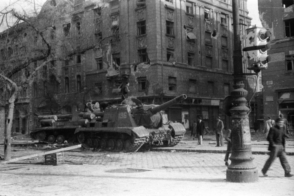 Újabb 1956-os ítéleteket semmisített meg a Kúria