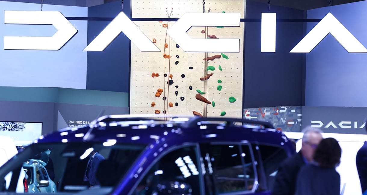 A Dacia kaparintaná meg az eltűnőben lévő kombik vevőit