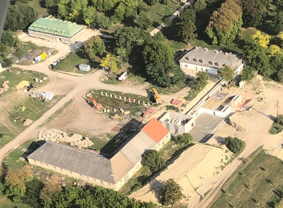 Hadházy kiderítette, mire adtak építési engedélyt az Orbán-birtokon