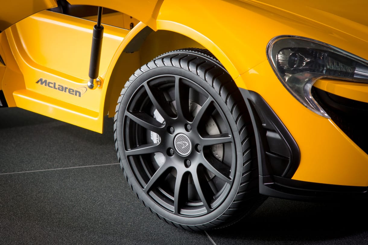 Ez a vadiúj McLaren csak 20 ezer forintba kerül, de sosem fogja vezetni