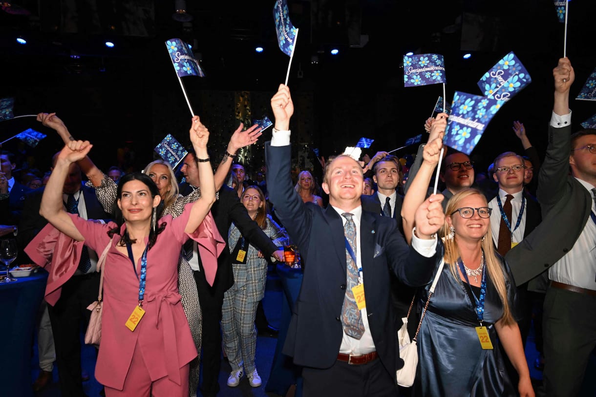 Be akar kerülni a kormányba a svéd szélsőjobb, de a külső támogatásért is nagy árat kérne