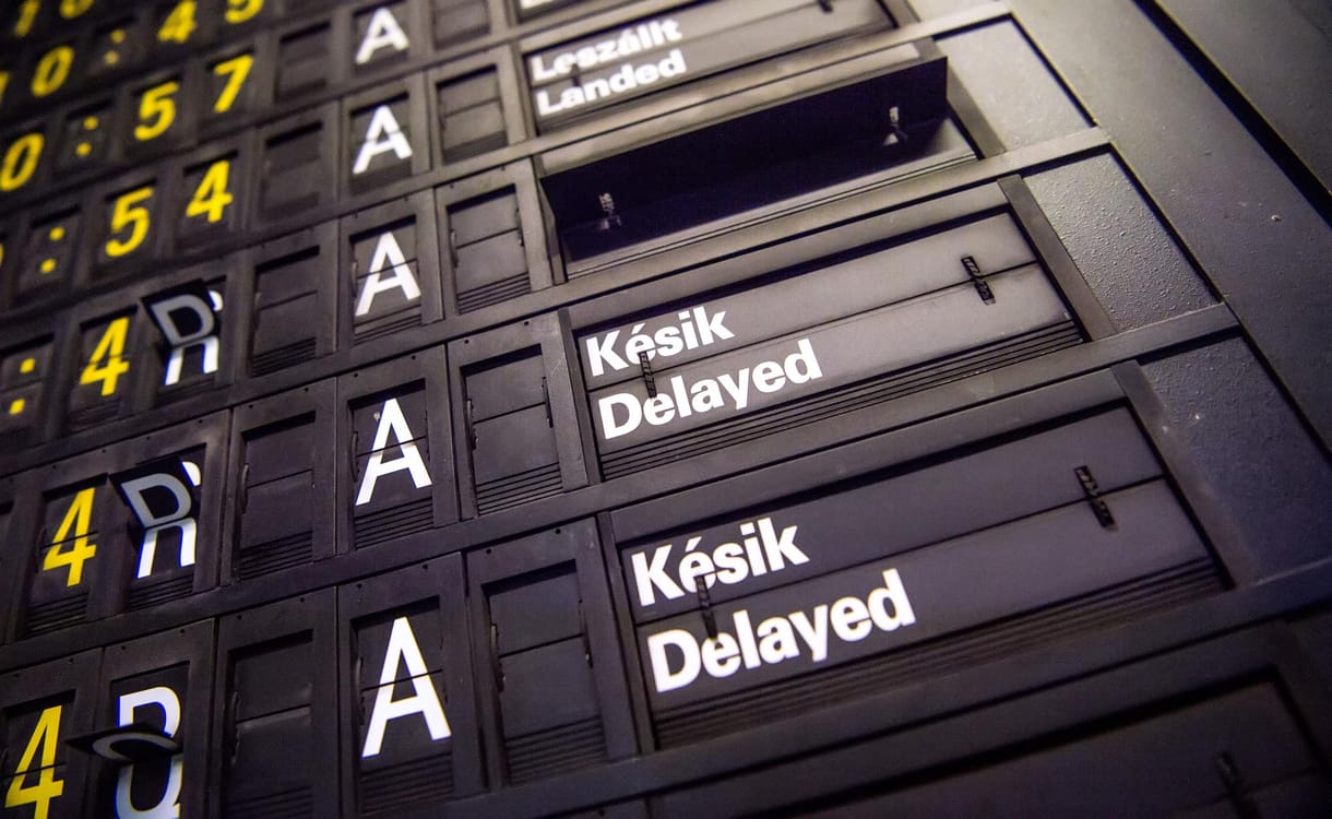 Fizetniük kell az amerikai légitársaságoknak, ha késik a járatuk