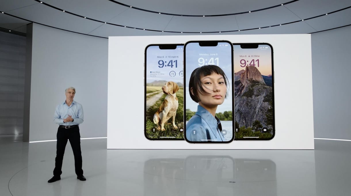 Bejelentést tett az Apple: így változnak meg az iPhone-ok, ezek az iOS 16 új funkciói